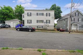 39 Highland Street, Pawtucket, RI 02860