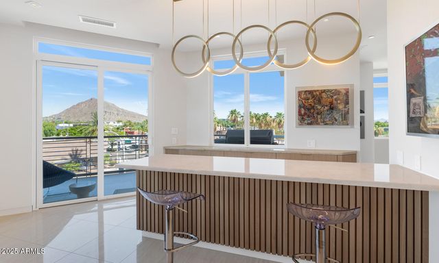 3801 N GOLDWATER Boulevard 400, Scottsdale, AZ 85251