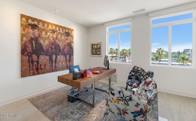 3801 N GOLDWATER Boulevard 400, Scottsdale, AZ 85251