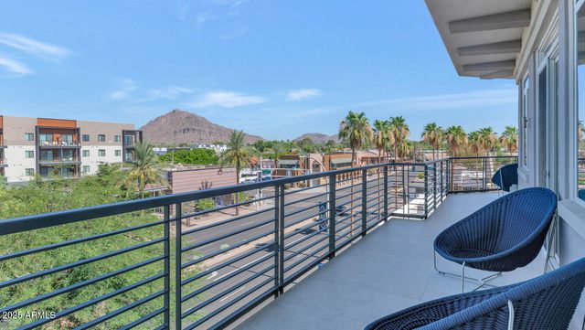 3801 N GOLDWATER Boulevard 400, Scottsdale, AZ 85251