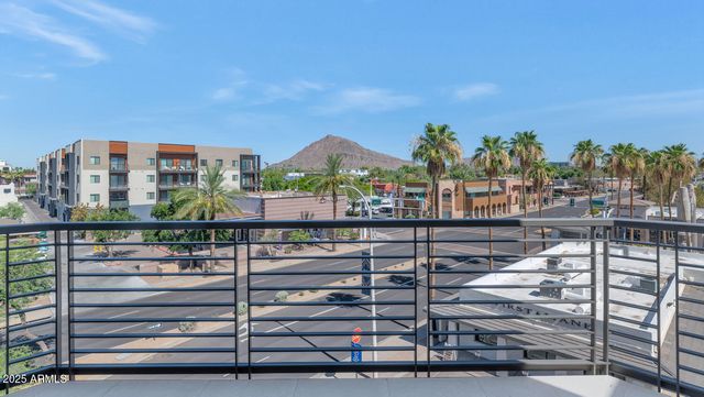 3801 N GOLDWATER Boulevard 400, Scottsdale, AZ 85251