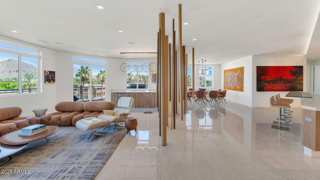 3801 N GOLDWATER Boulevard 400, Scottsdale, AZ 85251