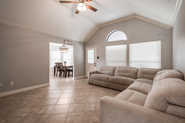 3401 Wood Fox Drive, Alvin, TX 77511