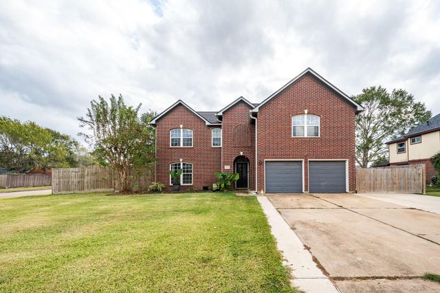 3401 Wood Fox Drive, Alvin, TX 77511