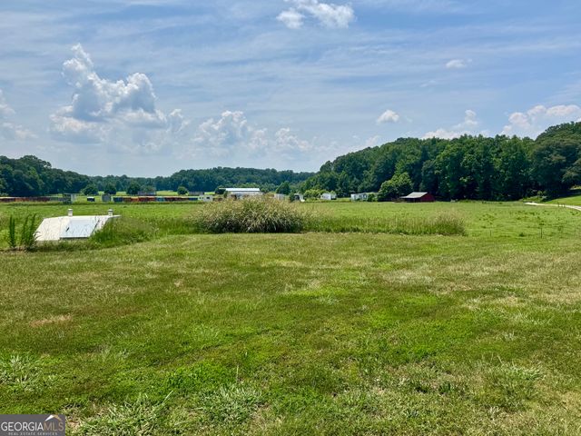 1148 Beaver Dam Road, Hoschton, GA 30548