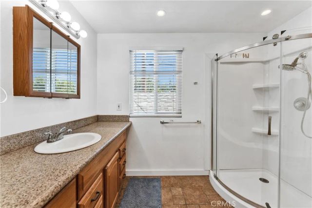 656 E I, Ontario, CA 91764