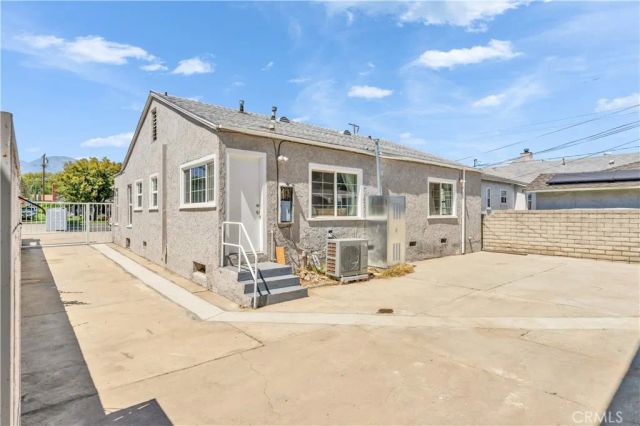 656 E I, Ontario, CA 91764