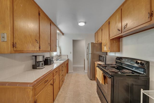 401 Bruce Ave, Modesto, CA 95350