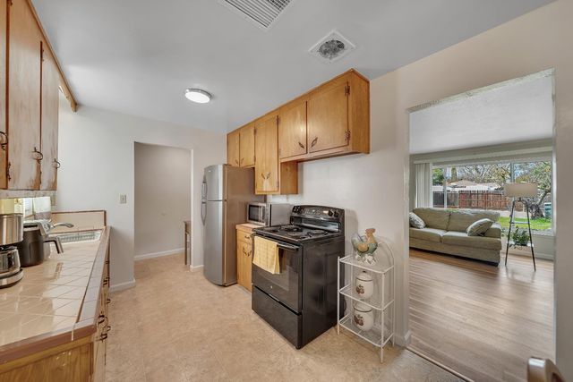 401 Bruce Ave, Modesto, CA 95350