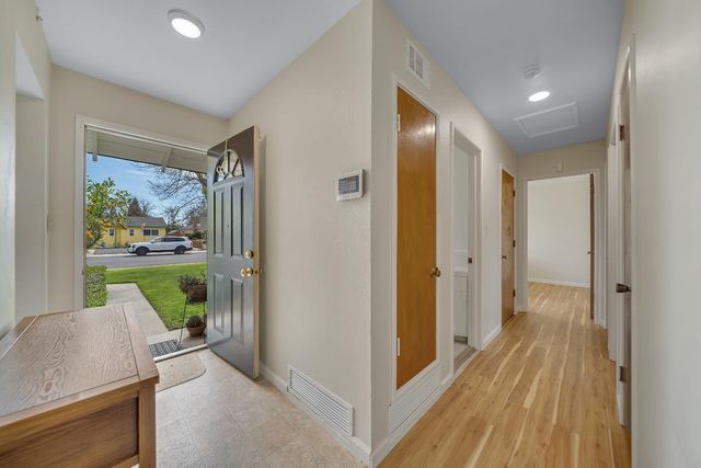 401 Bruce Ave, Modesto, CA 95350