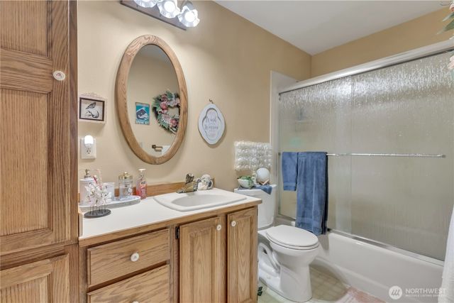 2827 71st Avenue NW, Gig Harbor, WA 98335