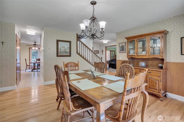 2827 71st Avenue NW, Gig Harbor, WA 98335