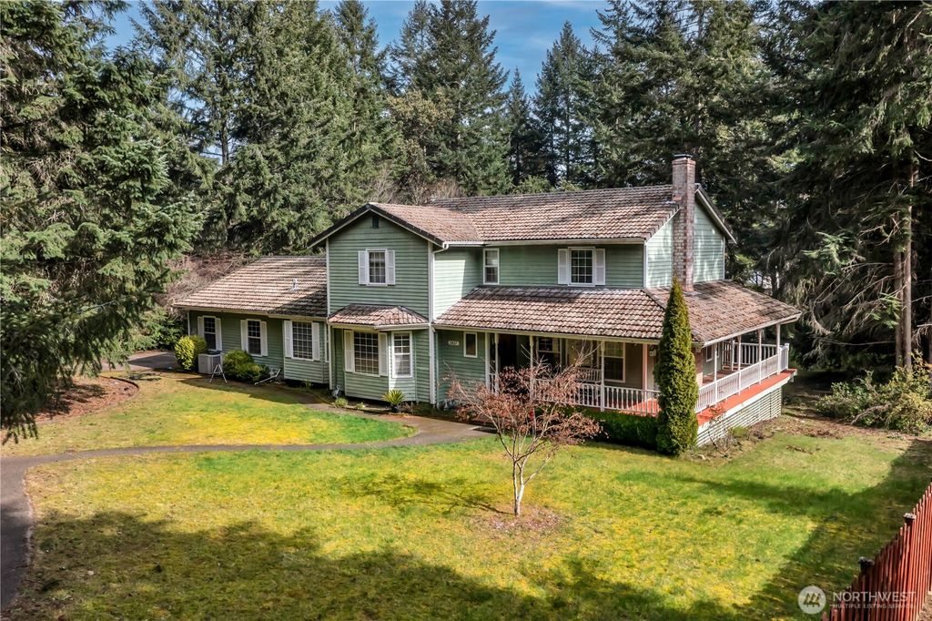 2827 71st Avenue NW, Gig Harbor, WA 98335
