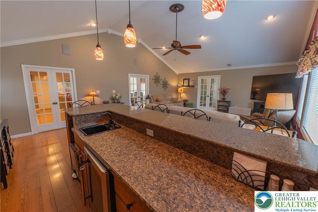 7264 Snowberry Court, Lower Macungie Twp, PA 18062