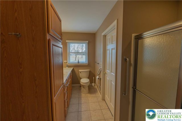 7264 Snowberry Court, Lower Macungie Twp, PA 18062