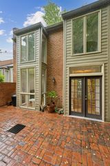 68 Willow NE Glen 68, Atlanta, GA 30342