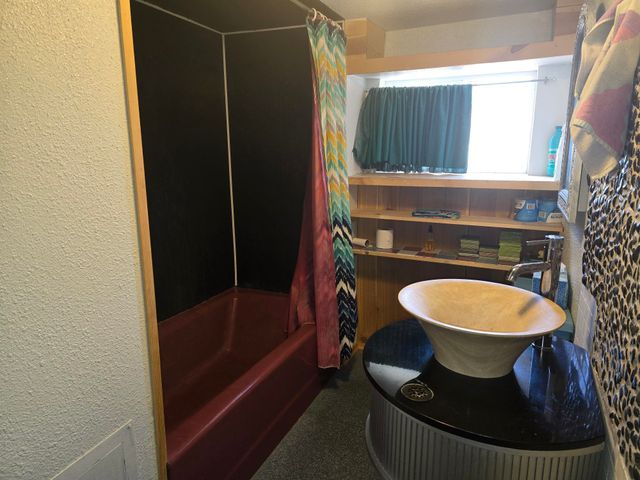 1528 E Boone Ave, Spokane, WA 99202