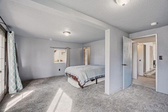 1528 E Boone Ave, Spokane, WA 99202