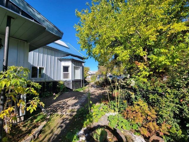 1528 E Boone Ave, Spokane, WA 99202