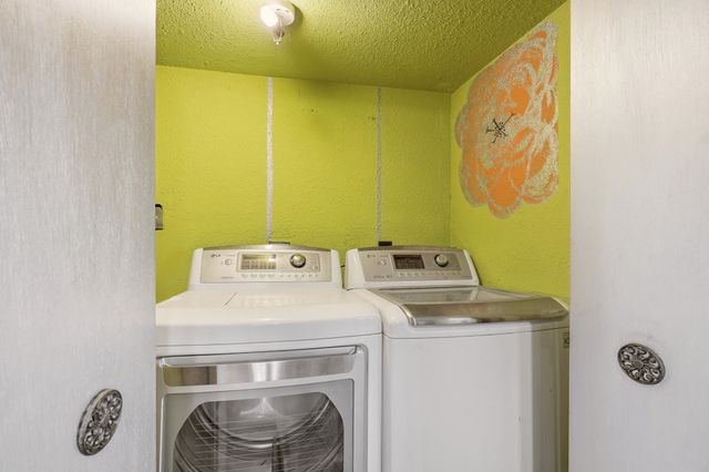 1528 E Boone Ave, Spokane, WA 99202