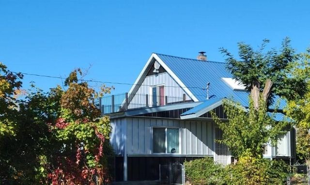 1528 E Boone Ave, Spokane, WA 99202