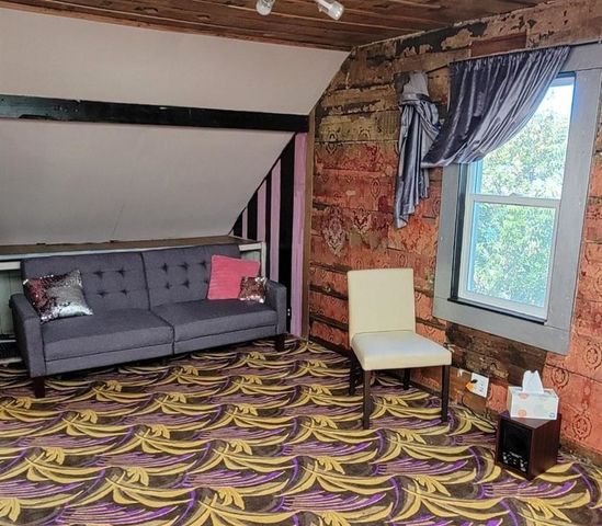 1528 E Boone Ave, Spokane, WA 99202