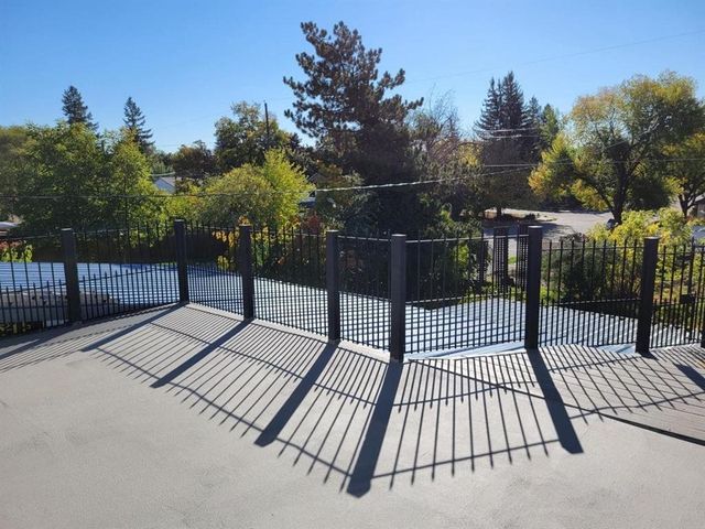 1528 E Boone Ave, Spokane, WA 99202