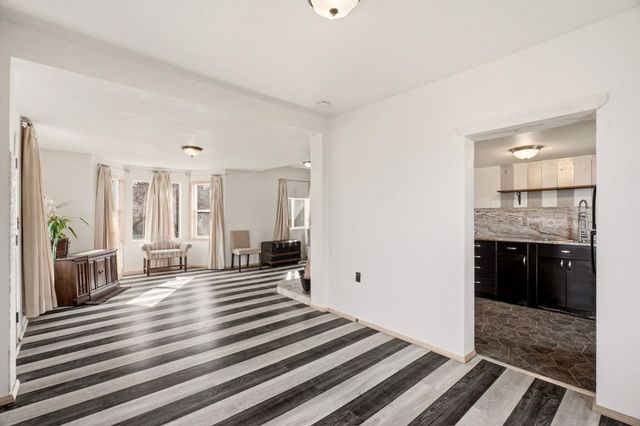 1528 E Boone Ave, Spokane, WA 99202