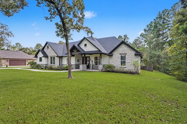 7093 Texas Trace, Montgomery, TX 77316