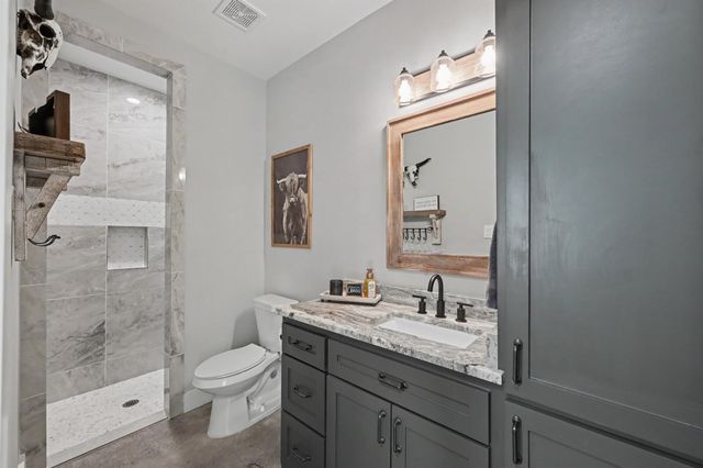 7093 Texas Trace, Montgomery, TX 77316