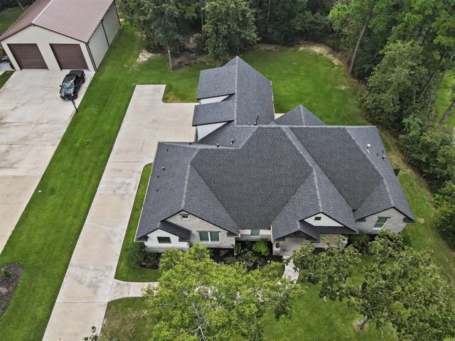 7093 Texas Trace, Montgomery, TX 77316