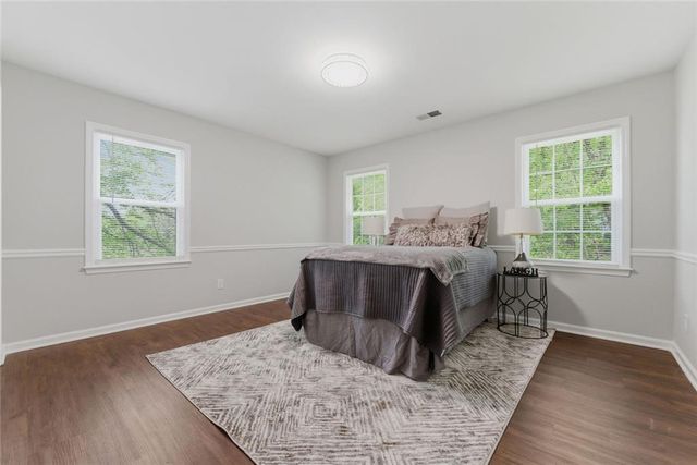 1731 E Bank Drive, Marietta, GA 30068