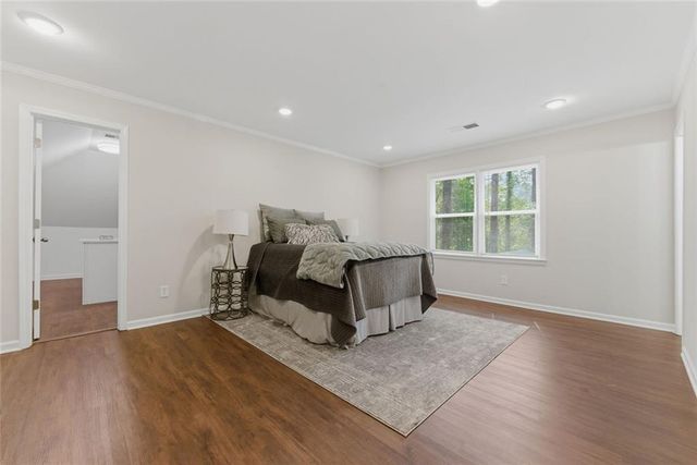 1731 E Bank Drive, Marietta, GA 30068