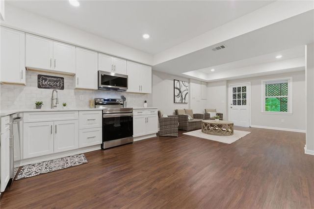 1731 E Bank Drive, Marietta, GA 30068