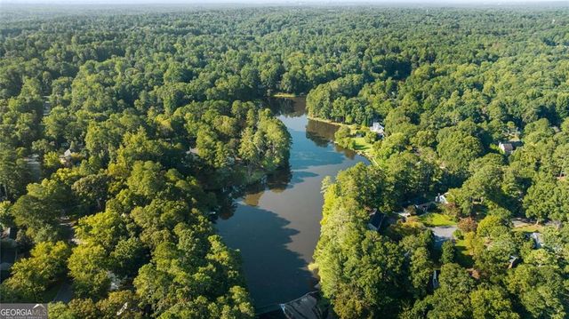 1731 E Bank Drive, Marietta, GA 30068