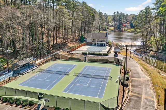 1731 E Bank Drive, Marietta, GA 30068