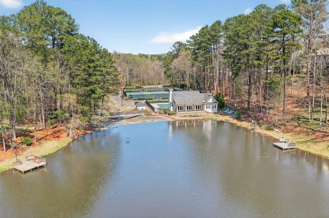 1731 E Bank Drive, Marietta, GA 30068