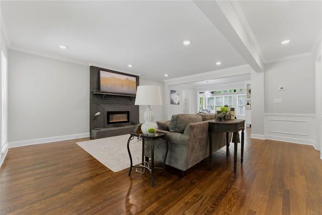 1731 E Bank Drive, Marietta, GA 30068