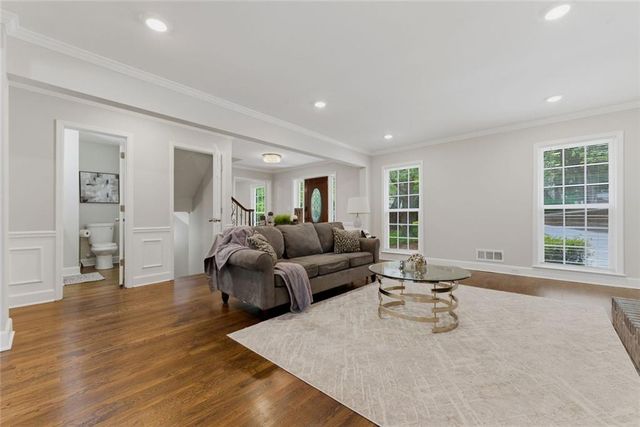 1731 E Bank Drive, Marietta, GA 30068