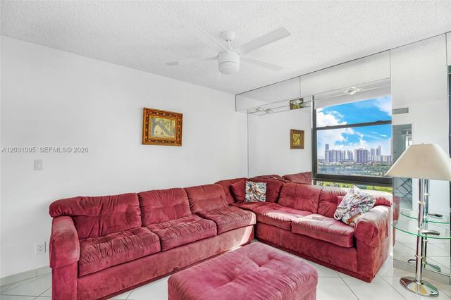 20301 W Country Club Dr 2228, Aventura, FL 33180