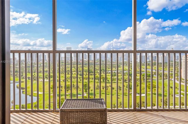 20301 W Country Club Dr 2228, Aventura, FL 33180
