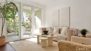 2233 Martin 216, Irvine, CA 92612