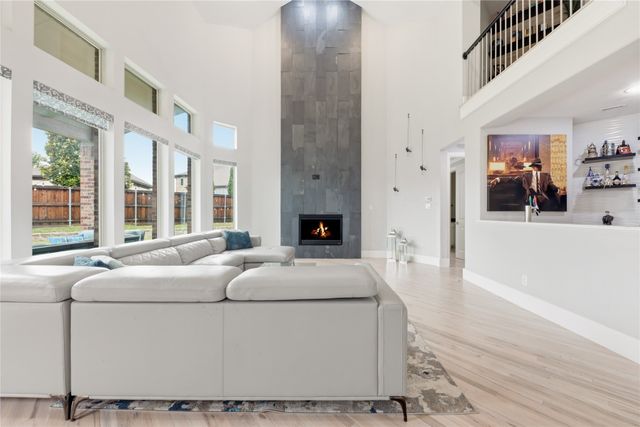 2098 Hidalgo Lane, Frisco, TX 75034