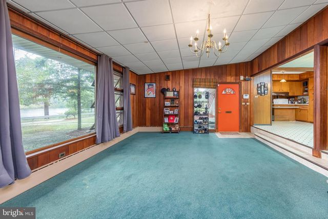 1502 S LAKESHORE DR, Browns Mills, NJ 08015