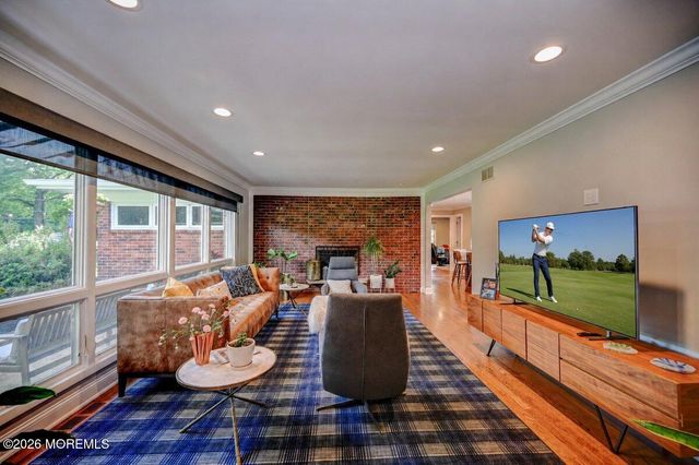 117 Elm Lane, Shrewsbury Boro, NJ 07702