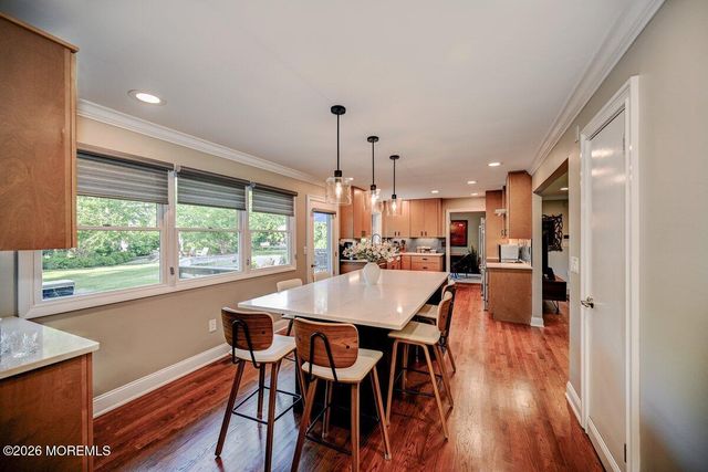 117 Elm Lane, Shrewsbury Boro, NJ 07702