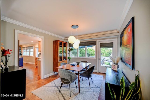 117 Elm Lane, Shrewsbury Boro, NJ 07702