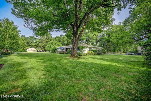 117 Elm Lane, Shrewsbury Boro, NJ 07702