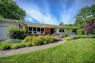 117 Elm Lane, Shrewsbury Boro, NJ 07702