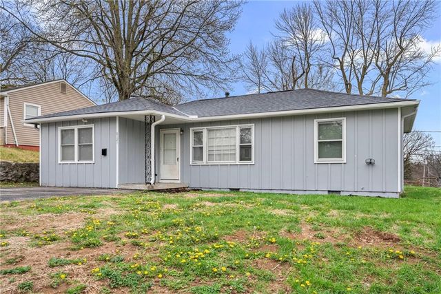 6121 Cleveland Avenue, Kansas City, KS 66104